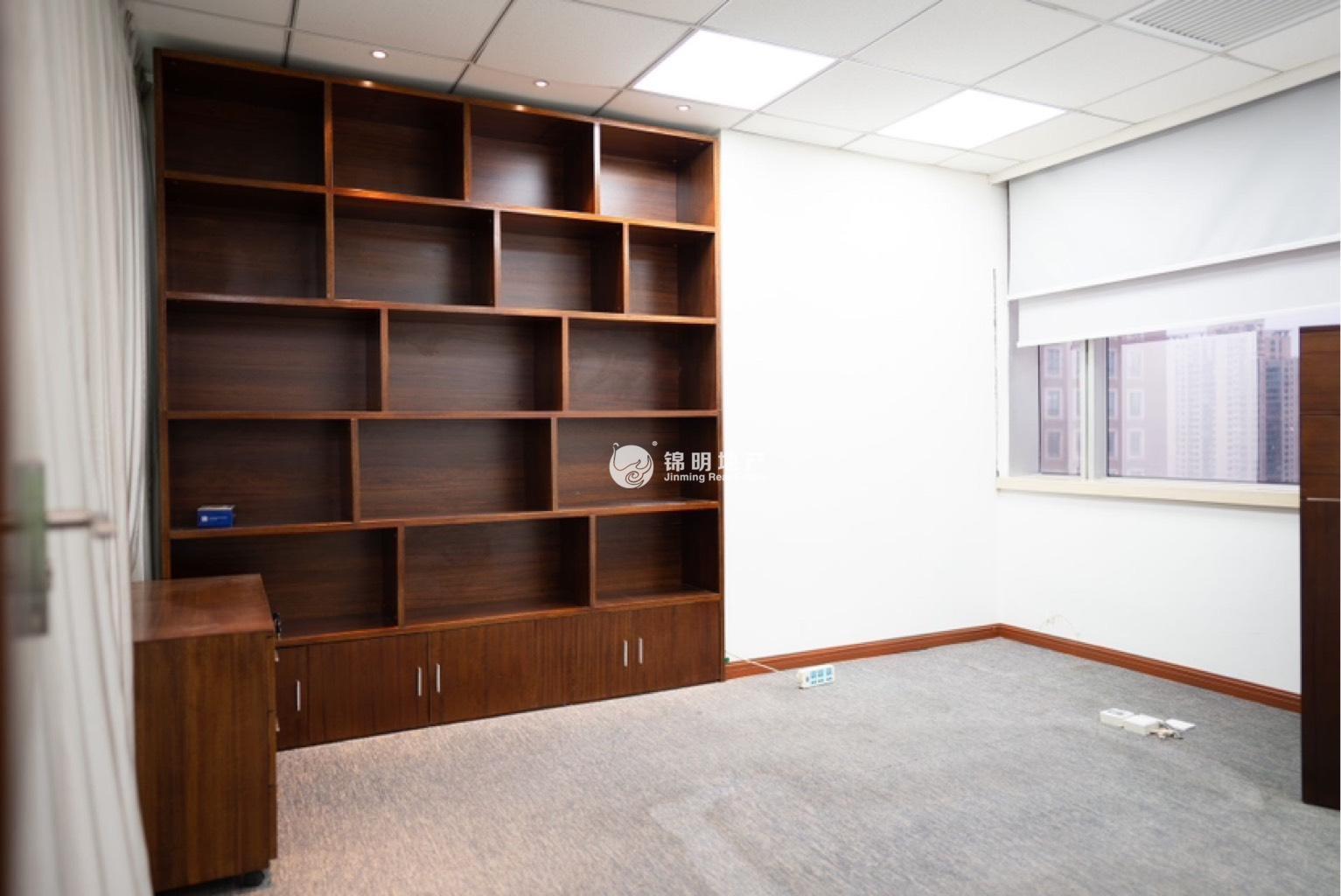 徐家汇上海实业大厦122平米写字楼出租